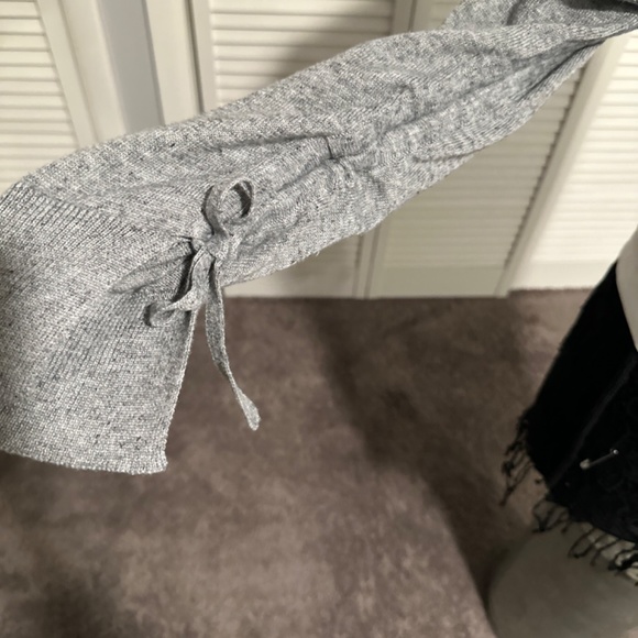 John-Jenn Cardigan - Picture 4 of 5